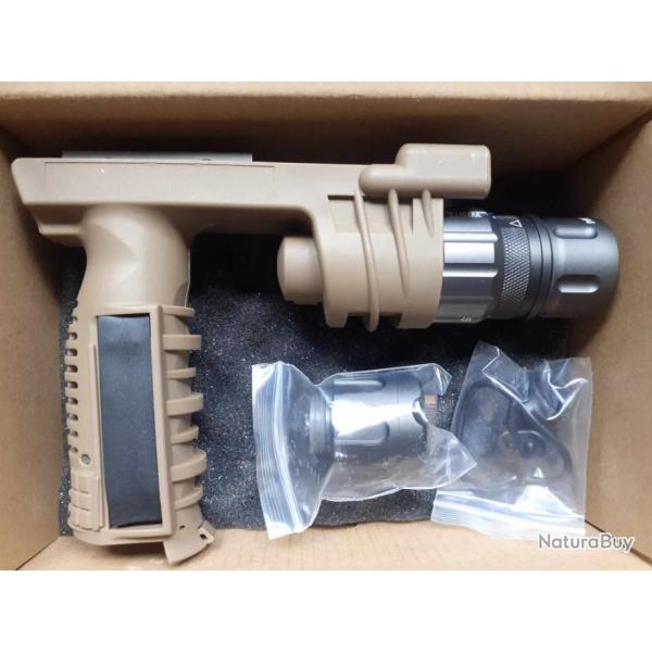 Lampe tactique M900V WADSN - desert