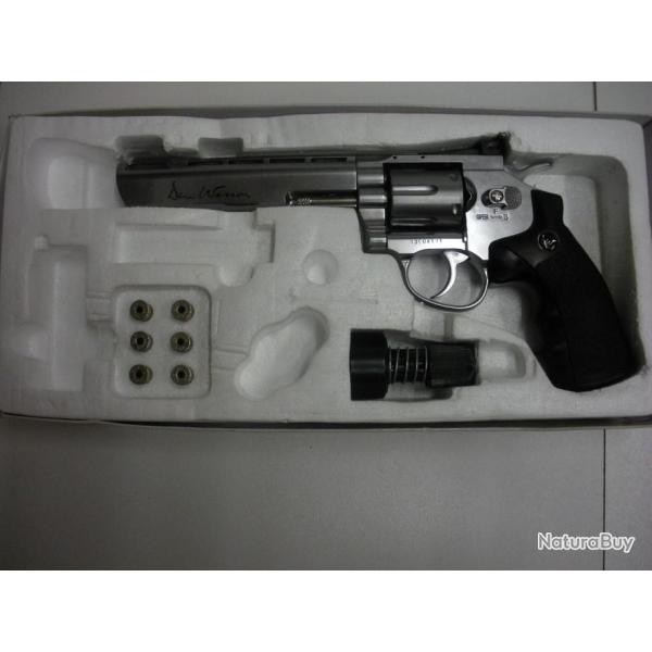 3978  REVOLVER DAN WESSON 6"SILVER  CAL.4,5 CO2- NEUF!!
