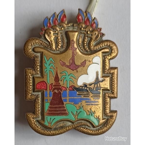 Rare insigne du groupe des unit�s de garnison de pnompenh indochine