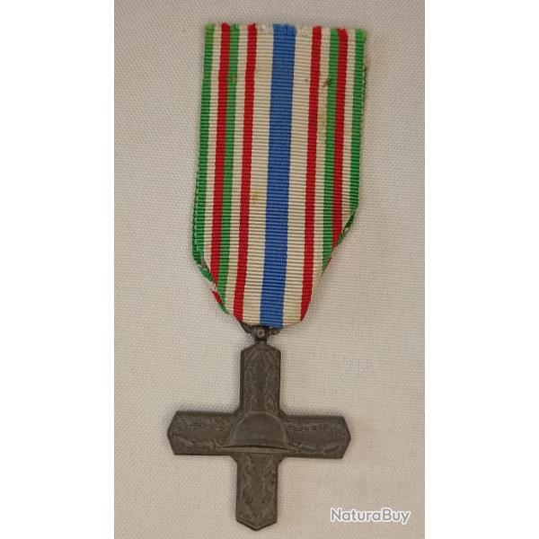 M�daille italienne comm�morative 14/18
