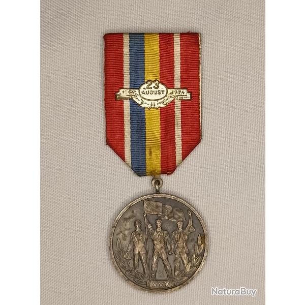 M�daille comm�morative 30�me anniversaire lib�ration roumanie