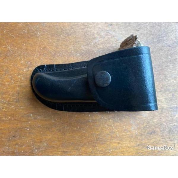 ETUI CUIR  COUTEAU LAGUIOLE DE CHASSE 10 5 cm AVEC MINI FUSIL  POUR PORT A LA CEINTURE 2