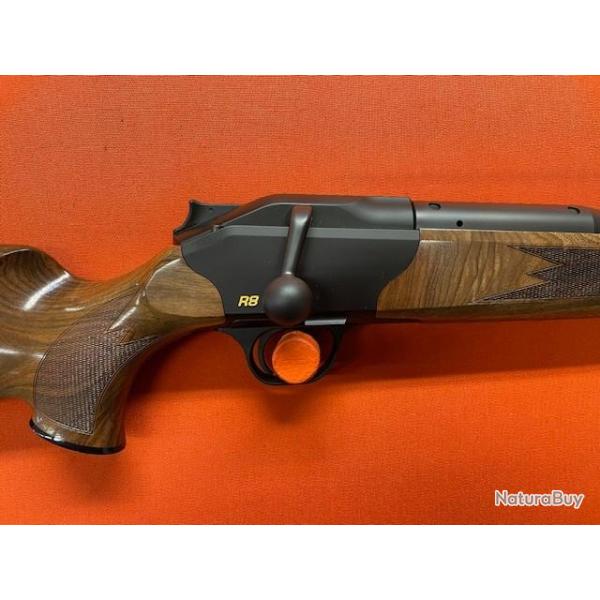BLASER R8 BLACK EDITION GRADE 4 CHARGEUR AMOVIBLE 300WM SOV 15X100