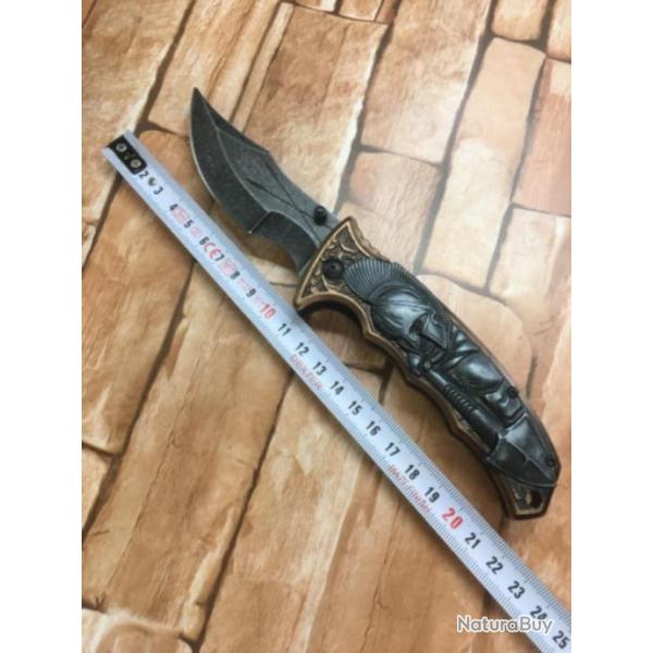 Couteau de poche ��le spartiate��
