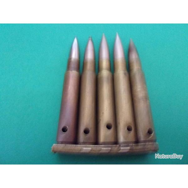 1 clip avec 5 munitions 8 m/m Mauser de 1915 �tui laiton, balle blind�e nickel�e, neutralis�e