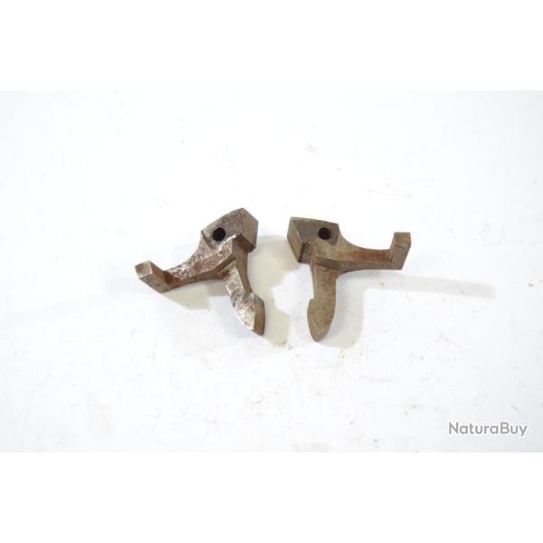 Pi�ce � identifier. Extracteur d'arme ? fusil carabine ? ancien. Ejecteur arretoir but�e bascule