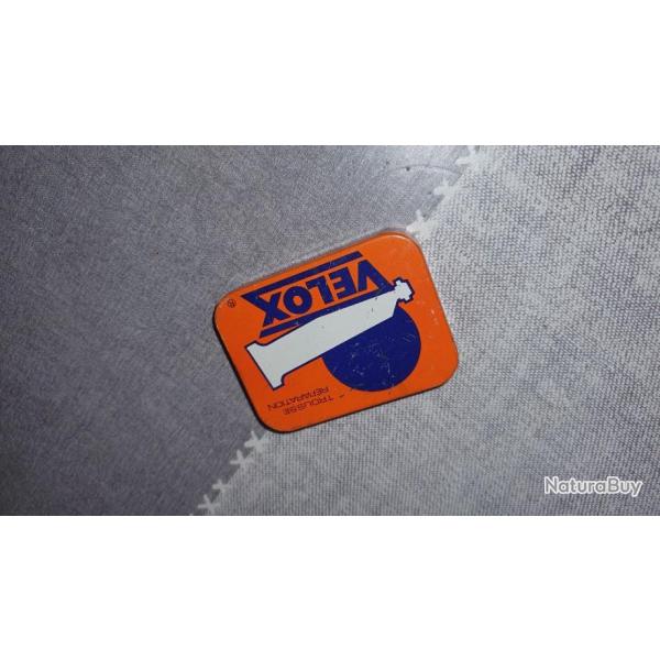 Bote mtallique ancienne VELOX
