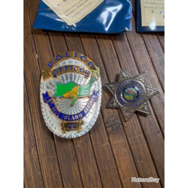 LOT D'INSIGNES POLICE U.S  2 PIECES