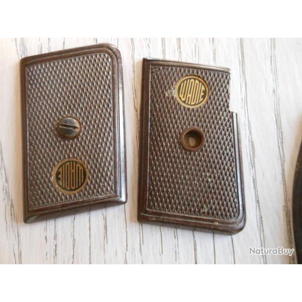 plaquettes de pistolet revolver