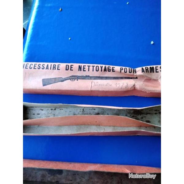 Lot de 2 botes carton avec ecouvillons