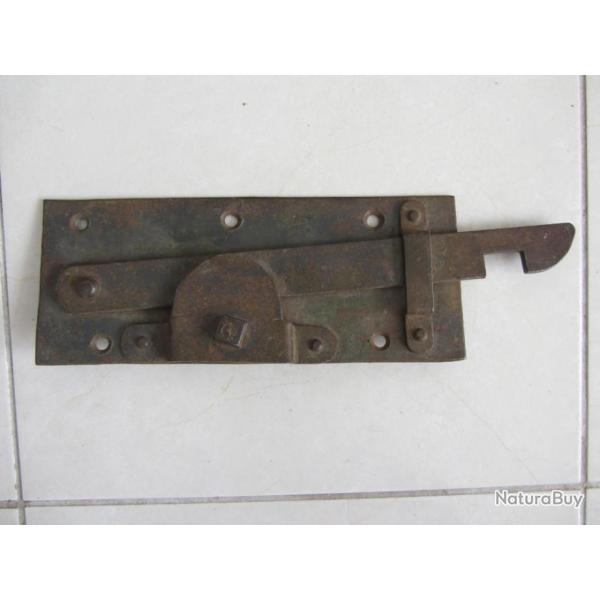 Grande clenche forg�e du 19e si�cle