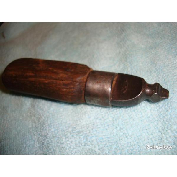 TOURNEVIS ANCIEN D'ARMURIER