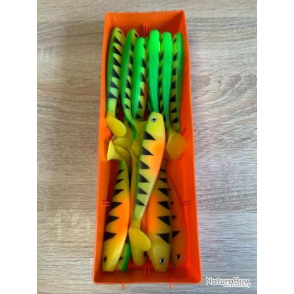 Leurre souple Delalande vert 13cm shad gt