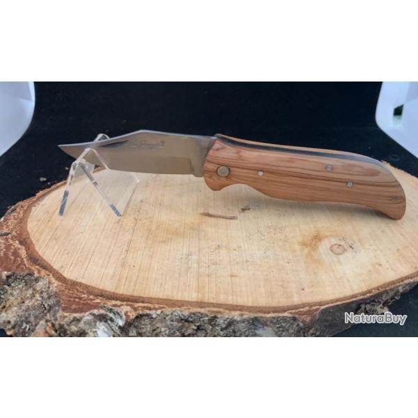 Couteau berger le bougna manche en olivier