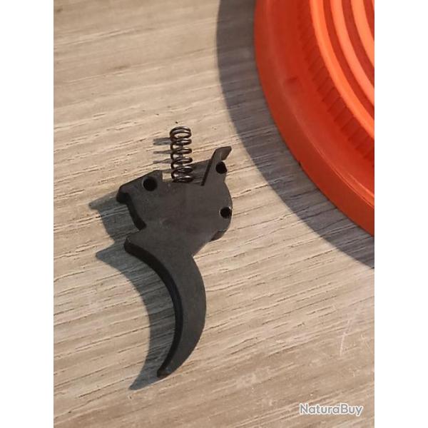 RECK R15 - Pi�ce : Queue de d�tente+ Ressort