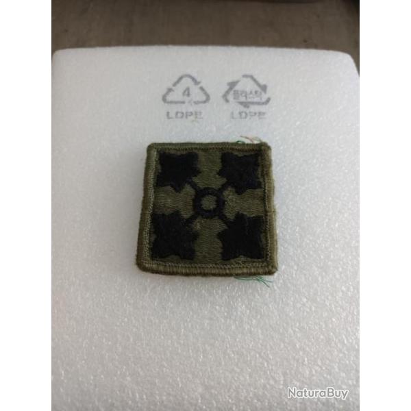 PATCH arme us 4TH INFANTRY DIVISION kaki original 1