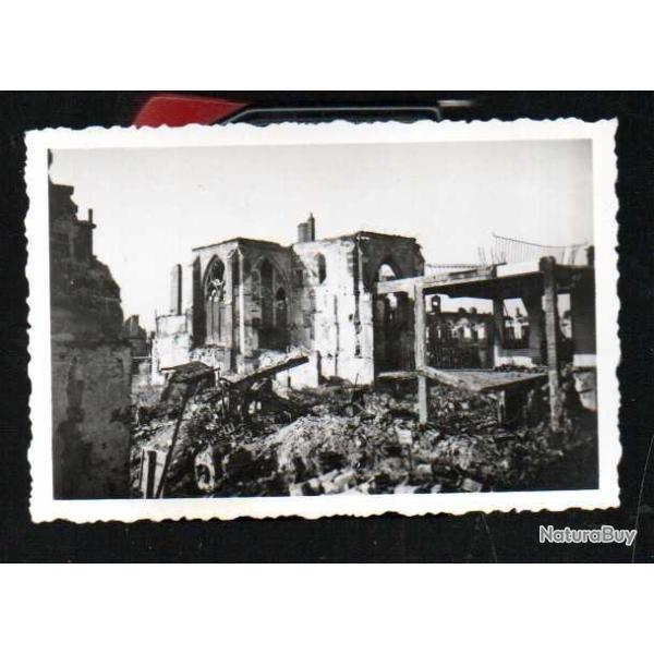 bombardement de beauvais juin 1940 , ruines , �glise saint-barth�l�my  , photo dubois