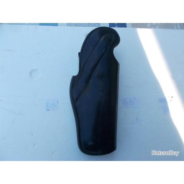 etui  pour r�volver ou pistolet en cuir,�tat neuf