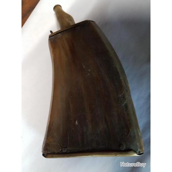 poire a poudre ' vide )