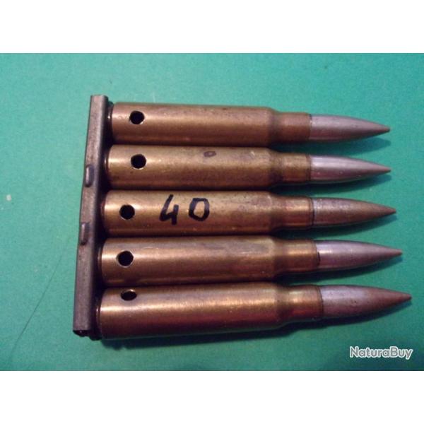 1 Clip avec 5 munitions 7,5 x54 MAS de 1940, �tui laiton, balle blind�e nickel�e, neutralis�e