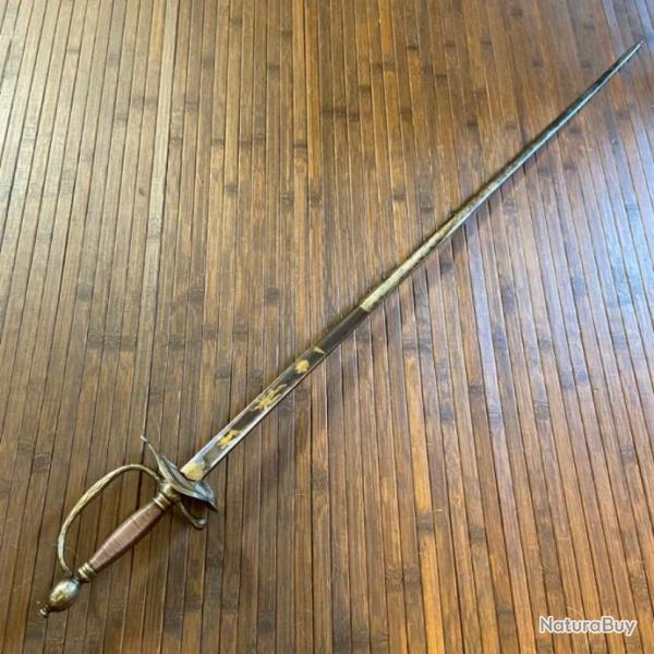 �P�E GARDE DU CORP DU ROI LAME SOLINGEN BLEUIS ET GRAVURES � L'OR