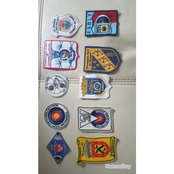 A vendre cusson de tir  l'arc en tissu brodes