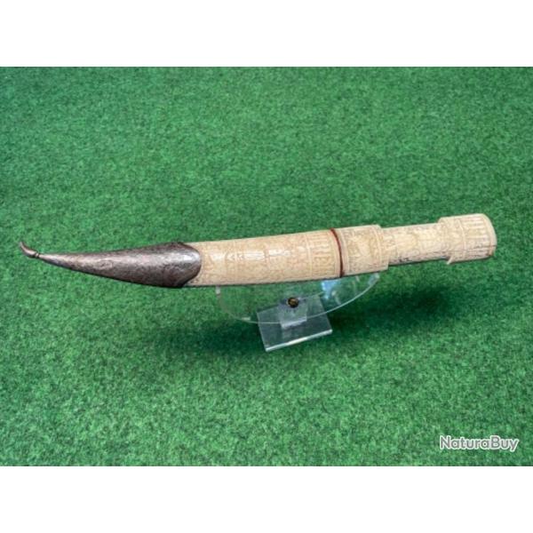 POIGNARD ANCIEN  INDOU EN IVOIRE