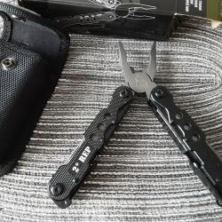 L&eacute;gion &eacute;trang&egrave;re 2REP  pince multifonction