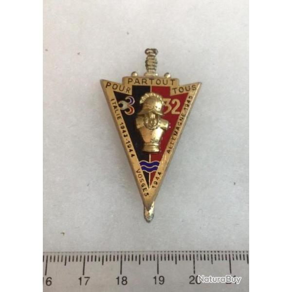 FRANCE GENIE - Insigne 32� R�giment du G�nie cuirasse rivet�e en relief dos lisse,  Delsart 3196