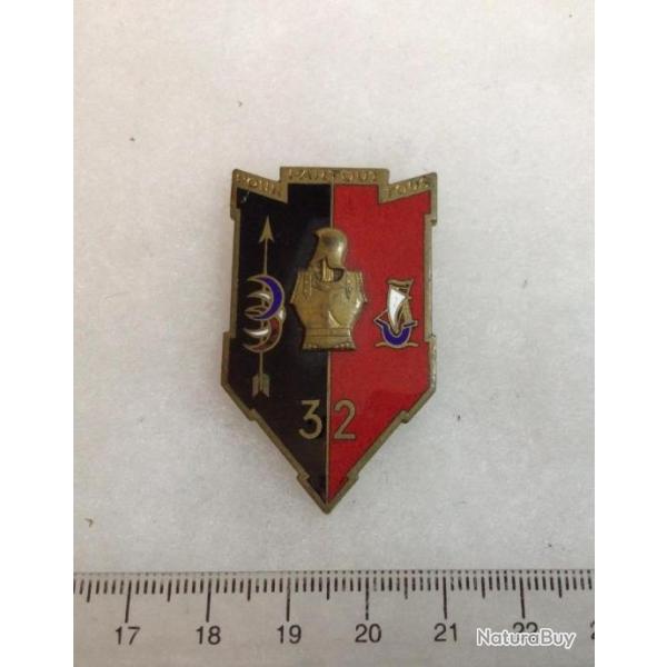 FRANCE GENIE - Insigne 32� Bataillon du G�nie �mail, dos lisse Drago 1018