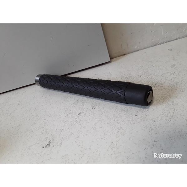 MATRAQUE TLESCOPIQUE 63CM ACIER + ETUI