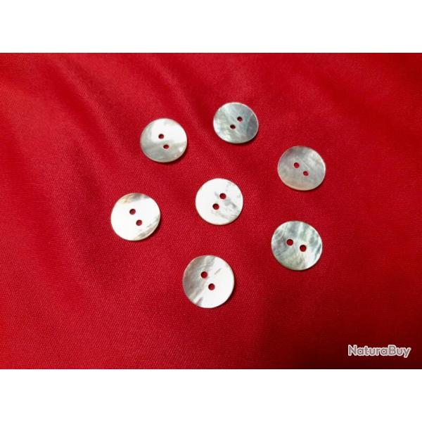 Lot 7 boutons nacre diam 14mm