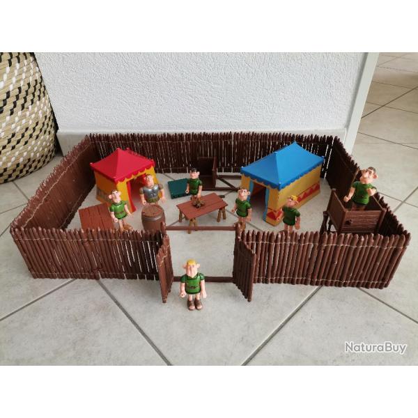 Ensemble camp romain Asterix et Obelix vintage Albert Ren� 1980
