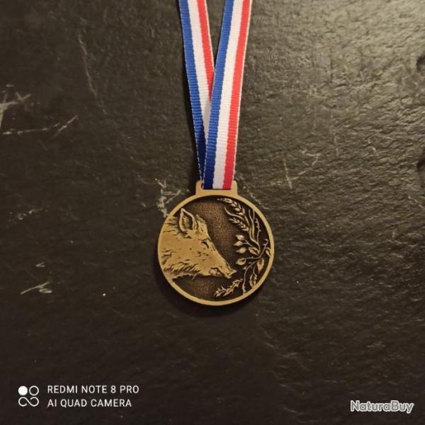 M�daille cotation troph�e sanglier �chelon or