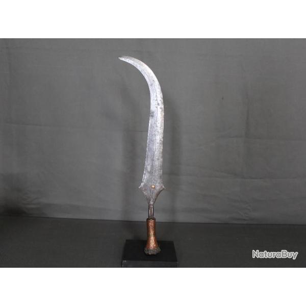 Couteau de prestige appel� ngondi - Congo, Centrafrique , Yakoma, Ngbandi... d�but 20�me si�cle