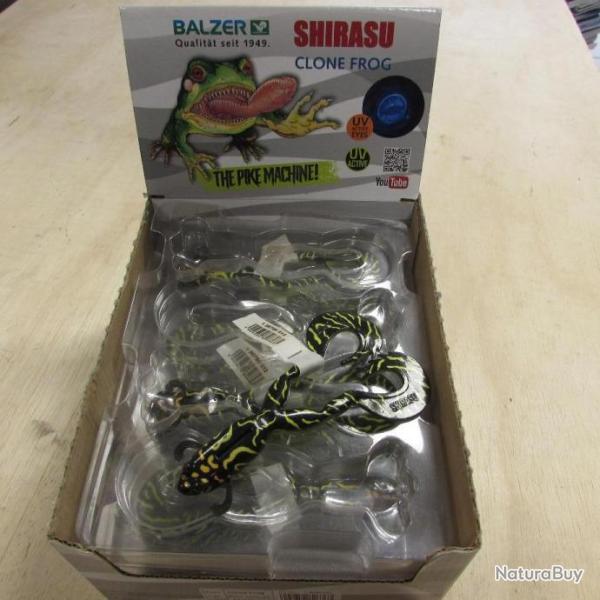 Leurre souple 12 cm de marque BALZER, mod�le clone frog, couleur black toxic