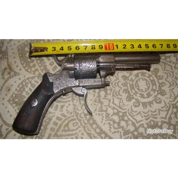 REVOLVER A BROCHE DECOR FLORAL faire offre