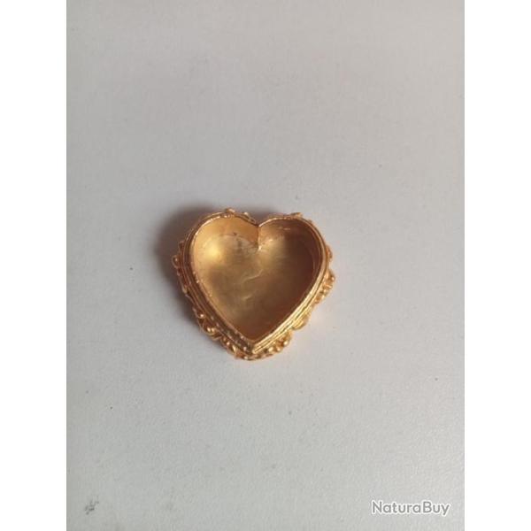 petite boite en plaqu� or pilulier forme de coeur + broche 2,5 cm x 2,5 cm