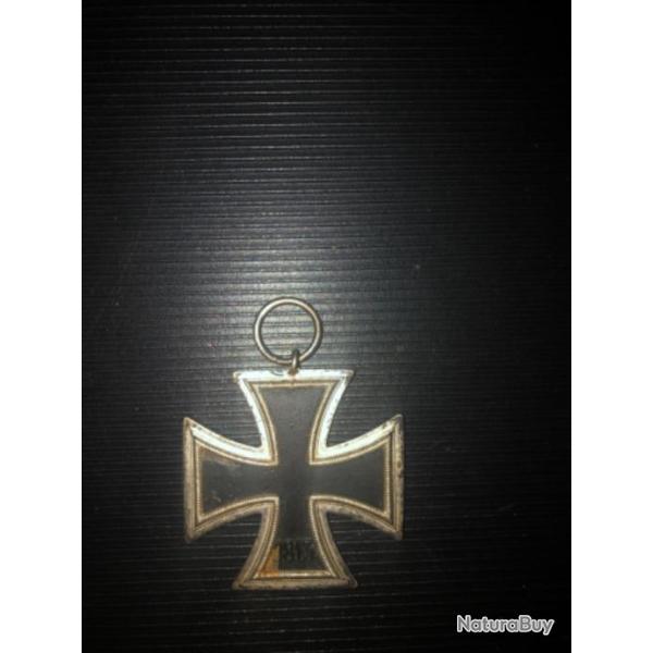 M�daille/insigne 2 eme guerre mondiale