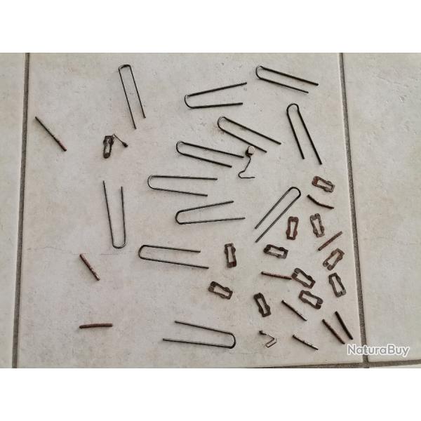 Lot de 37 pices de rechange rparation trains anciens rails