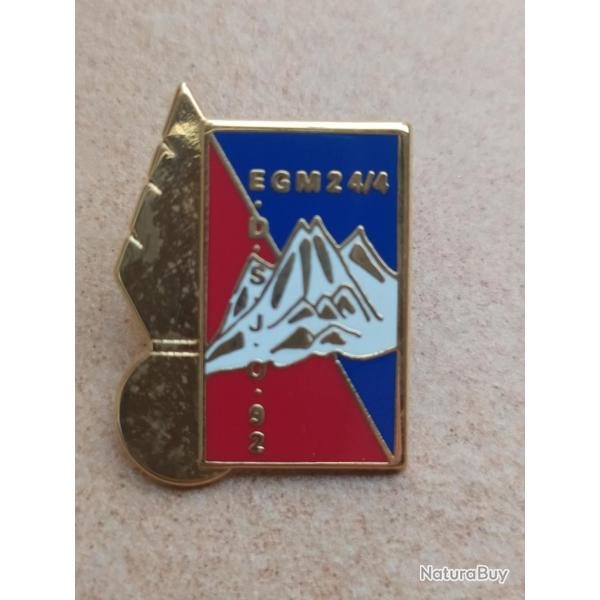 PINS GENDARMERIE NATIONALE GENDARMERIE MOBILE ESCADRON 24/4 DETACHEMENT  SECURITE J.O HIVER 92