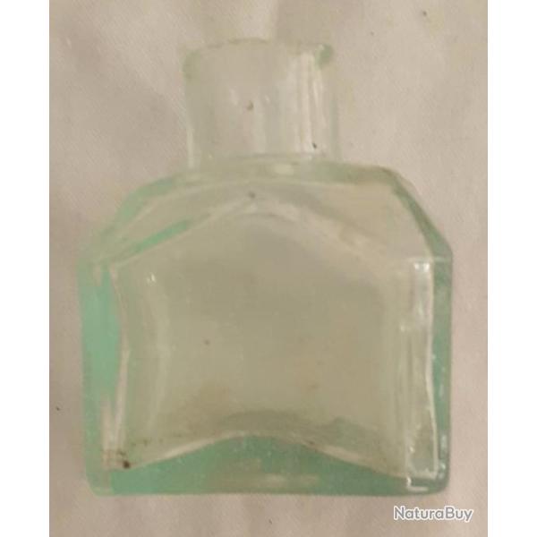 GB118625b Encrier en verre