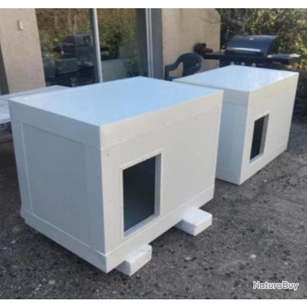 Niche, Poulailler ou caisse de mise bas en panneau sandwich