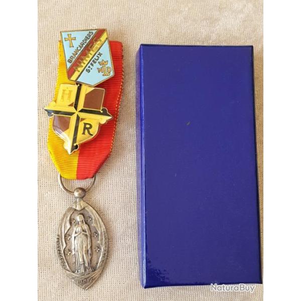 D�coration m�daille religion hospitalit� dioc�saine N�mes insignes brancardier s St F�lix