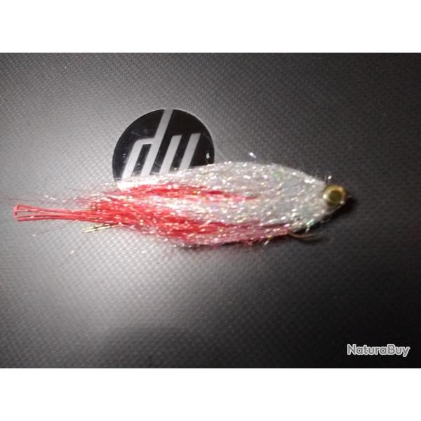 Mouche carnassier rouge argent�e