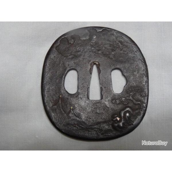 A209X lot grand tsuba en fer pour katana  �poque �do