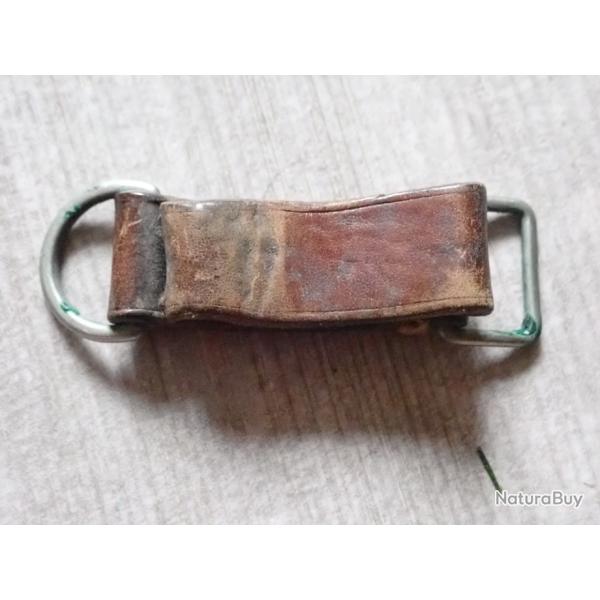 ATTACHE / PASSANT DE CEINTURE POUR DAGUE D'OFFICIER SUISSE
