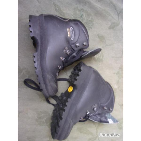 chaussures GORE TEX   Scarpa  taille 38