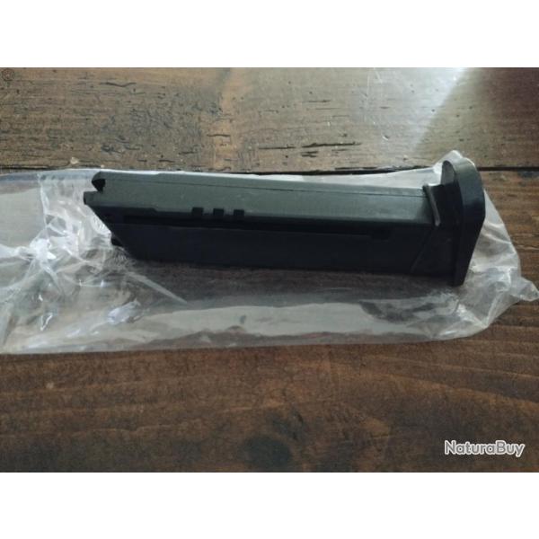 Lot 14 chargeurs Spring M92FS 12 billes marque ASG -95%