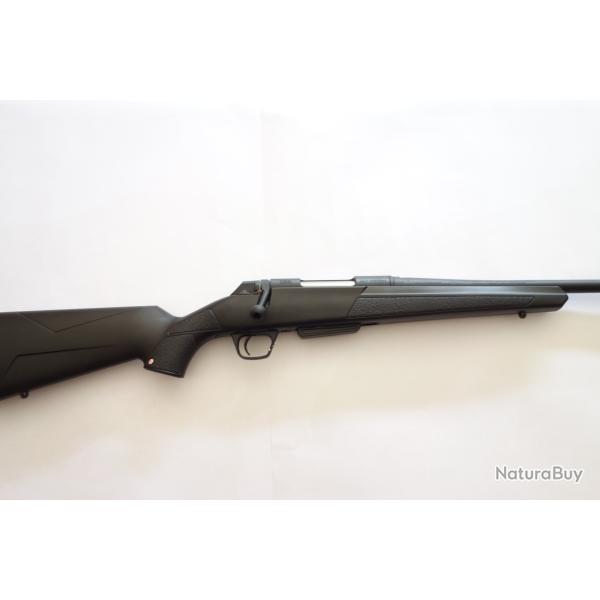 CARABINE A VERROU WINCHESTER XPR COMPOSITE NOIRE THREADED 14/100 CAL 243 WIN CANON DE 53CM